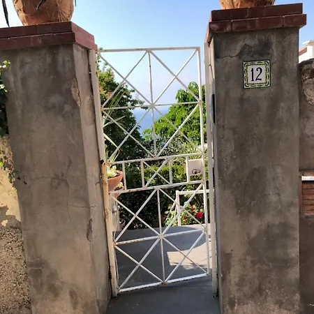 Residenza L'isola ベッド・アンド・ブレックファスト カプリ
